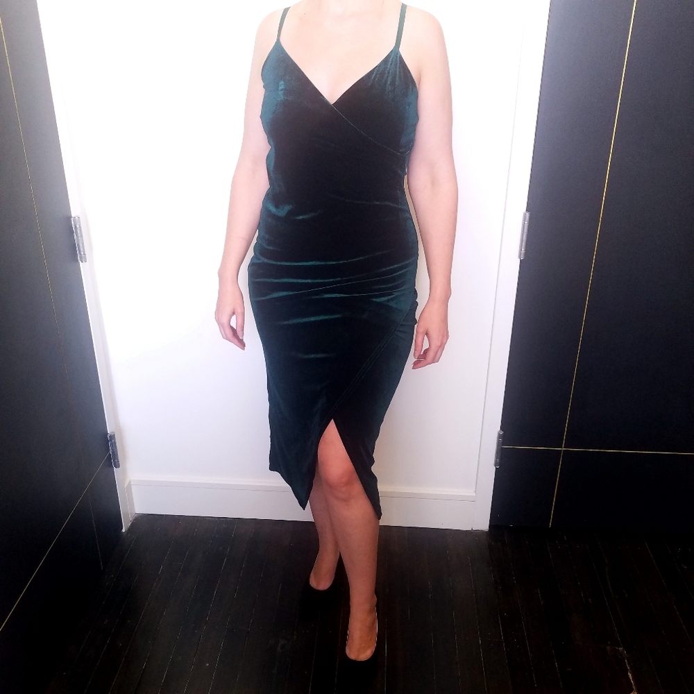 Quiz velvet green dress.
